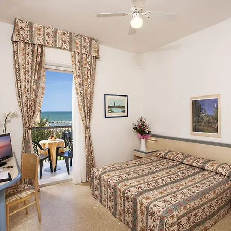 ホテル Brig カットーリカ