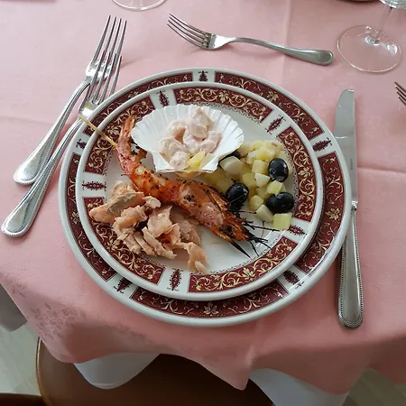 Brig ホテル カットーリカ